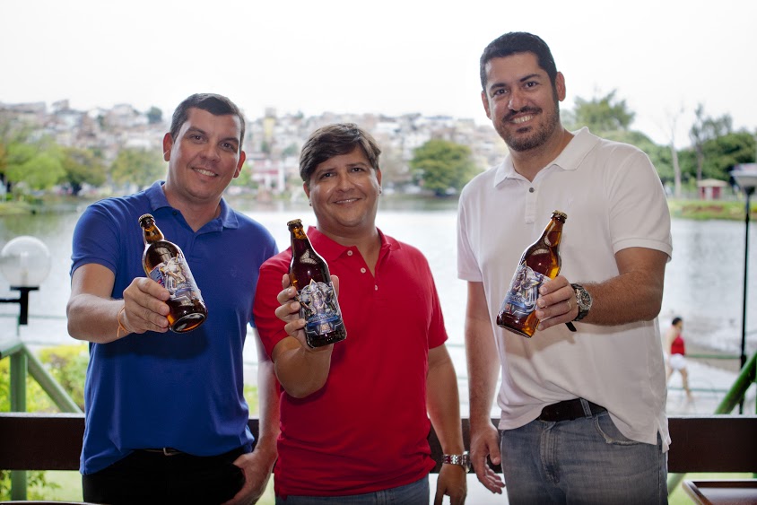 Cerveja Estrela Tricolor_divulgação01