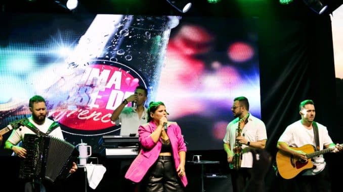 Luana Matos grava audiovisual.5